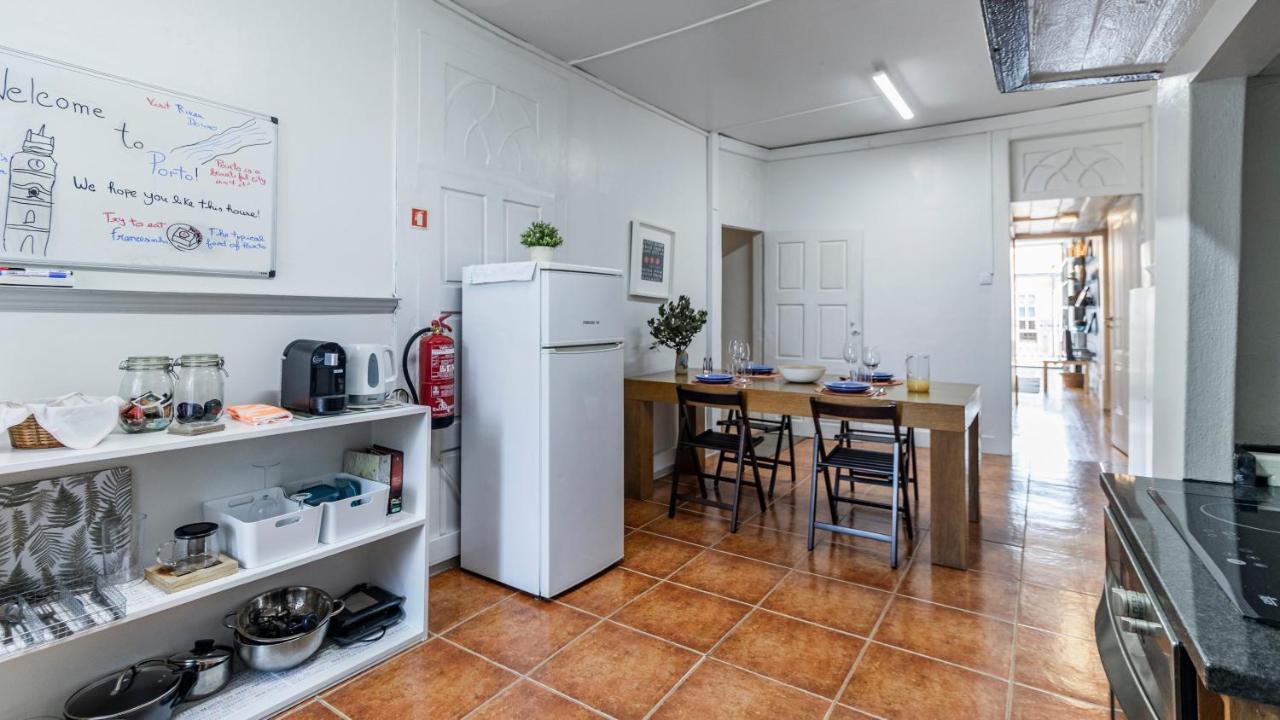 Porto 61 - Bright 2Br W/ Balcony By Lovelystay エクステリア 写真