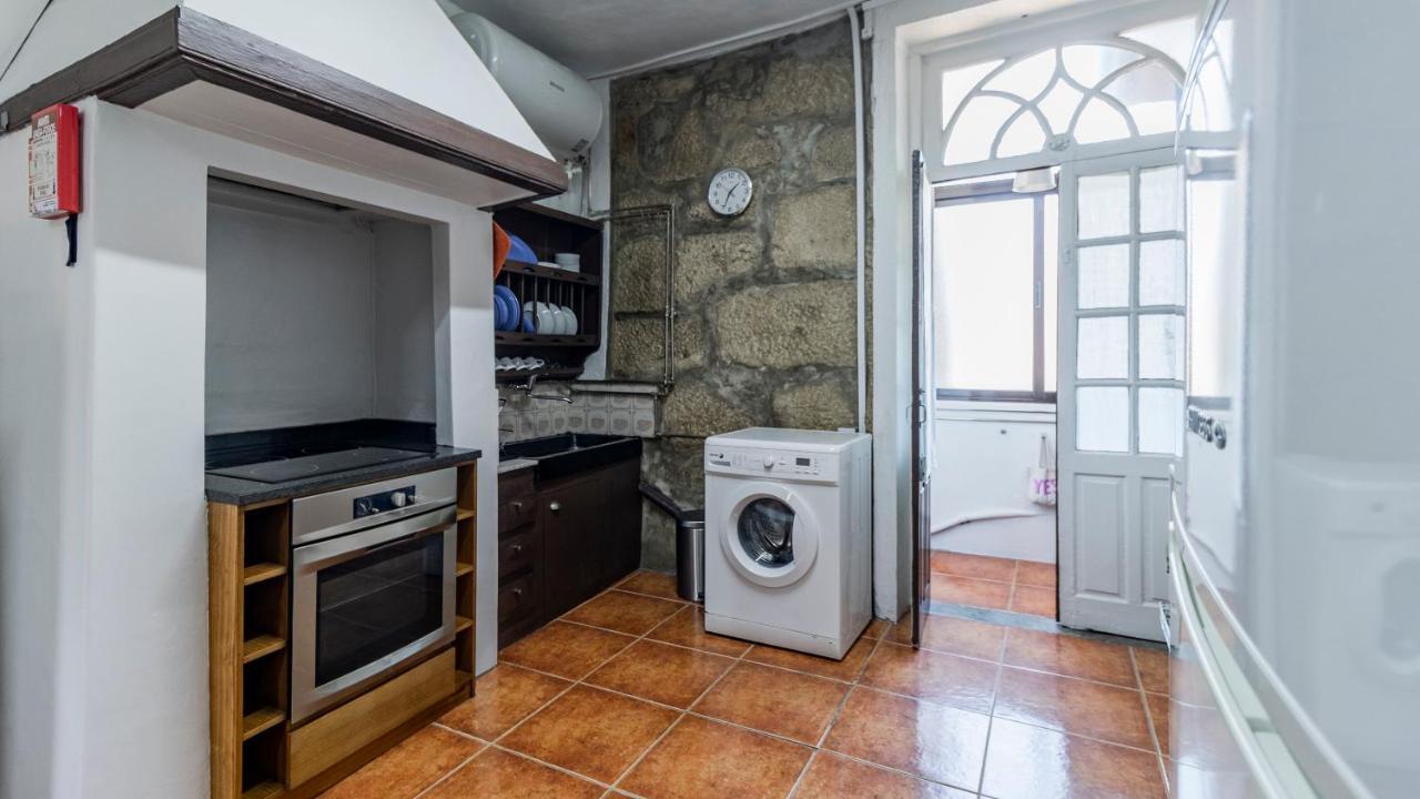 Porto 61 - Bright 2Br W/ Balcony By Lovelystay エクステリア 写真